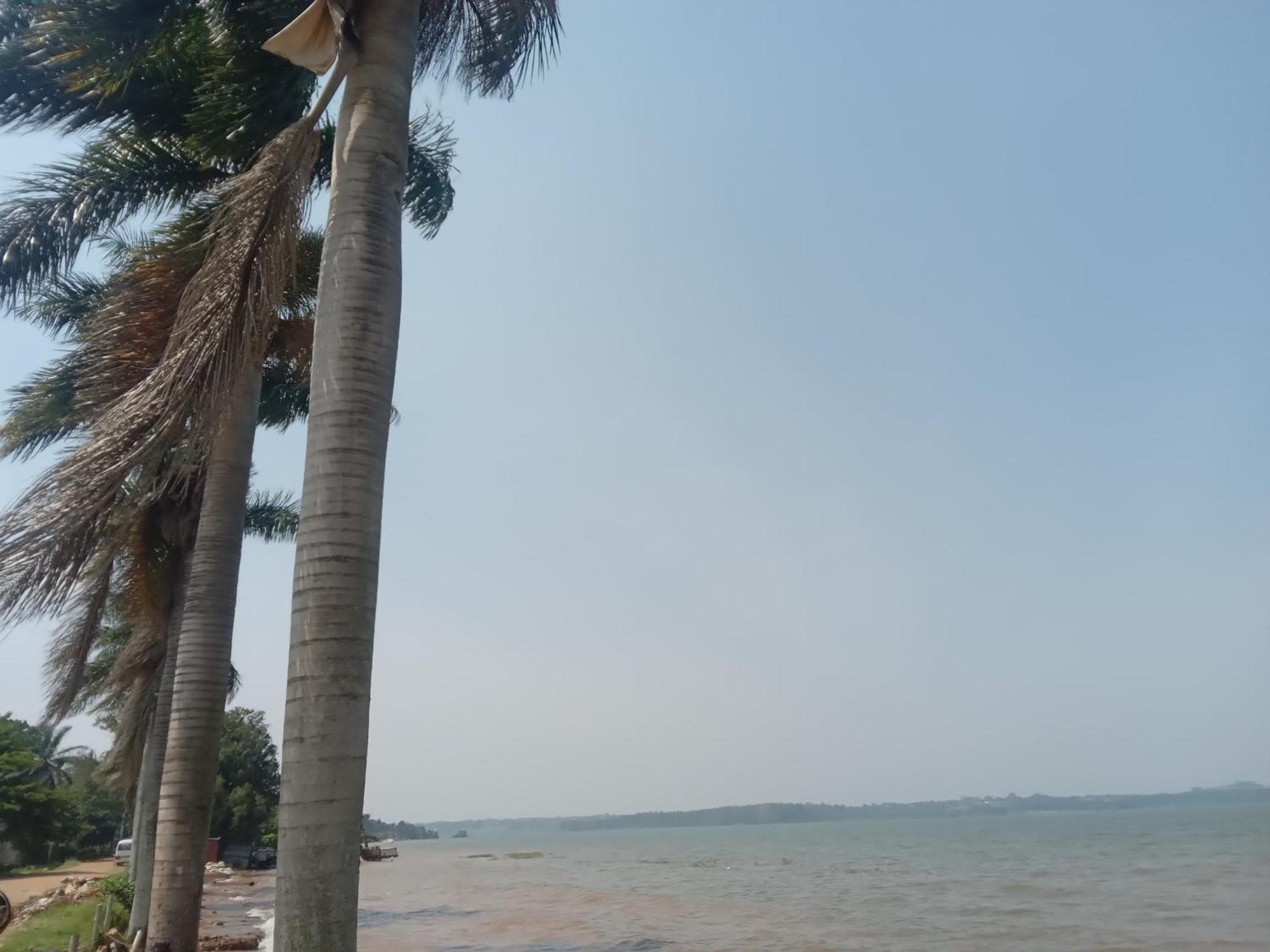 Mowicribs Hotel And Spa Entebbe Exterior foto